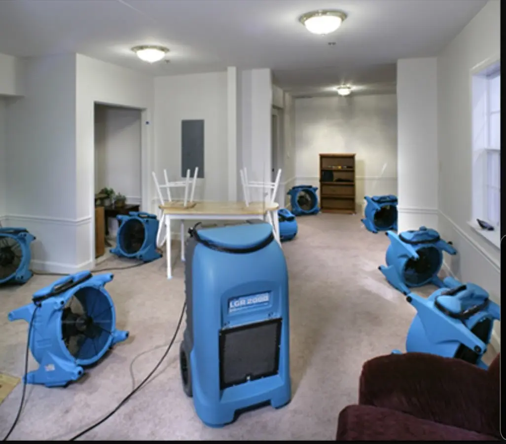 Air movers and dehumidifier setup for Water Extraction & Removal in Cedar Falls